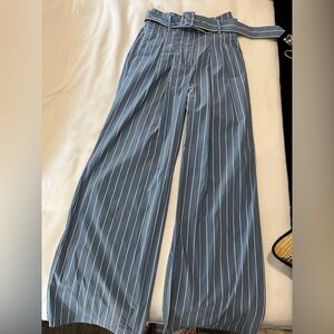 Veronica Beard Blue Striped Women’s Pants with tie belt.